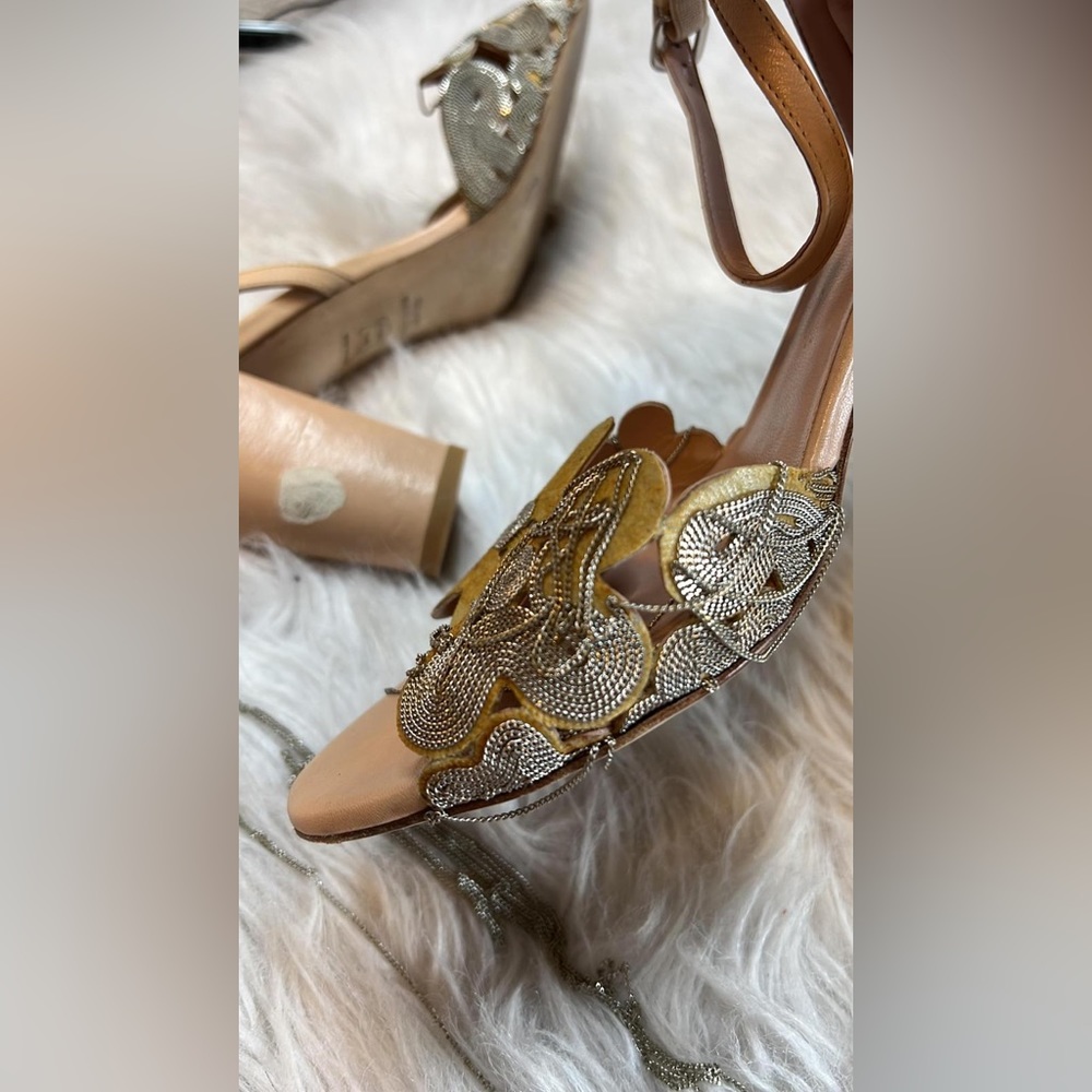 Stuart Weitzman Floral Sandals - Cream - Picture 10 of 14